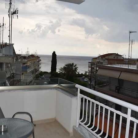 Sea View Luxury Apartment In Nea Kallikratia. Nea Kallikrateia Esterno foto