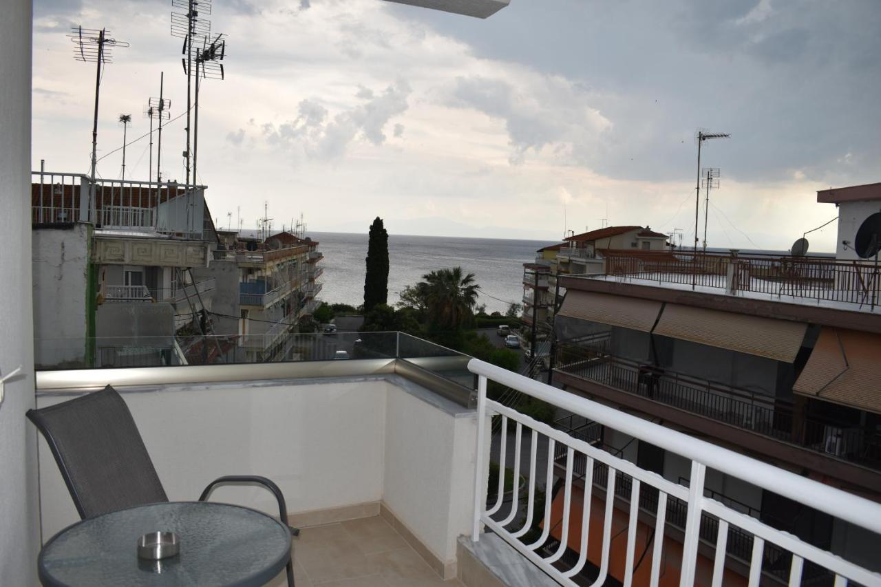 Sea View Luxury Apartment In Nea Kallikratia. Nea Kallikrateia Esterno foto